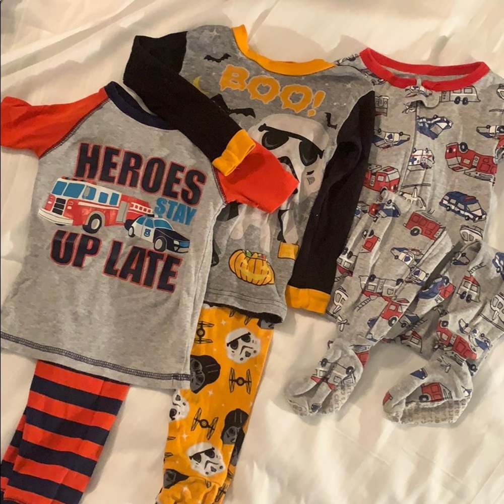 3T pajamas Boys